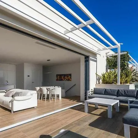 Lujoso Duplex En Colinas Golf & Country Club Apartment *